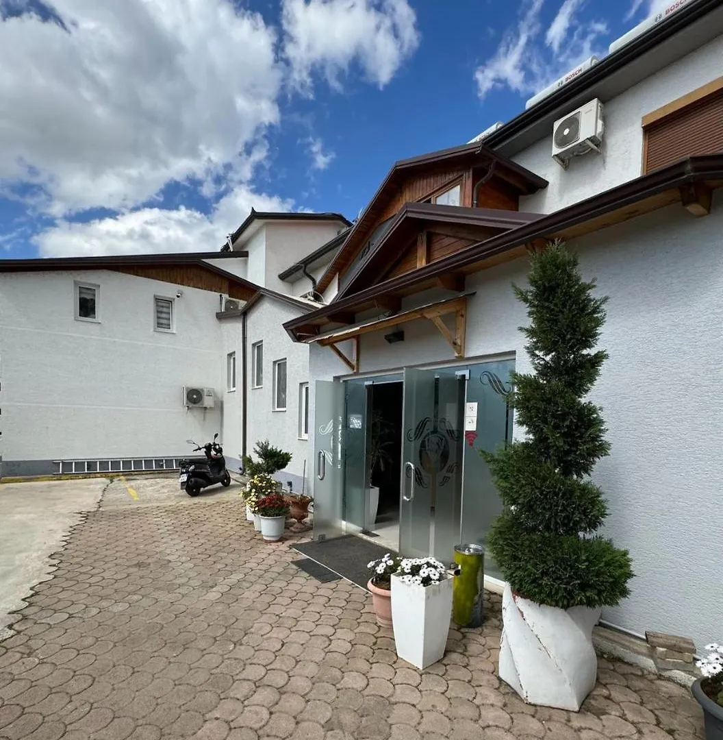 Imperium Hotel Τίρανα